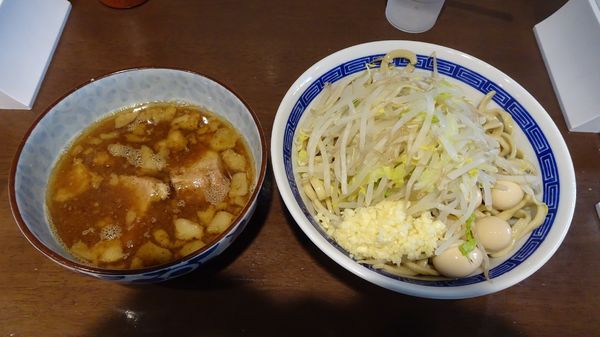 「つけ麺小谷スペシャル（980円）＋うずら玉子　ヤサイニンニク」@ラーメン ゼンゼンの写真