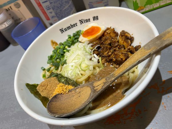「まぜそば」@麺Dining Number Nine 09の写真