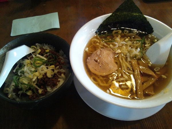 「うめぇまるらーめん」@本家熊谷らーめん 梅丸 上之総本店の写真