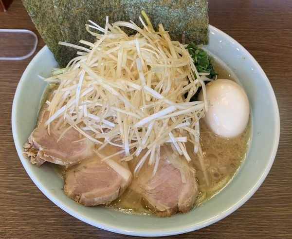 「ねぎチャーシューめん＋味付玉子」@横浜家系らーめん たま家の写真