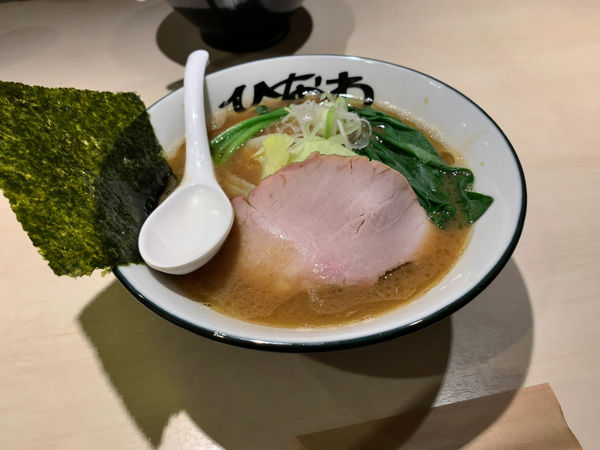 「並ラーメン（もも）」@地鶏豚骨らーめん ひなわの写真