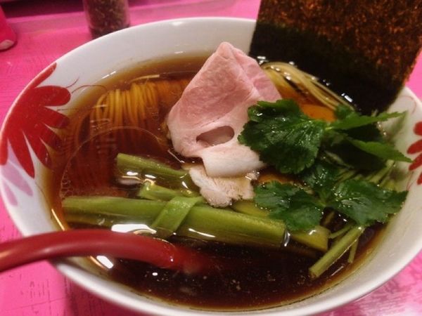 「凛々しい地鶏中華そば」@らーめん凛々の写真