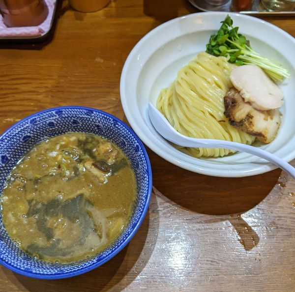 「濃厚煮干しつけ麺　900円」@麺や百日紅の写真