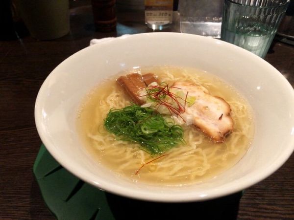 「しお らぁめん」@仙臺 くろくの写真