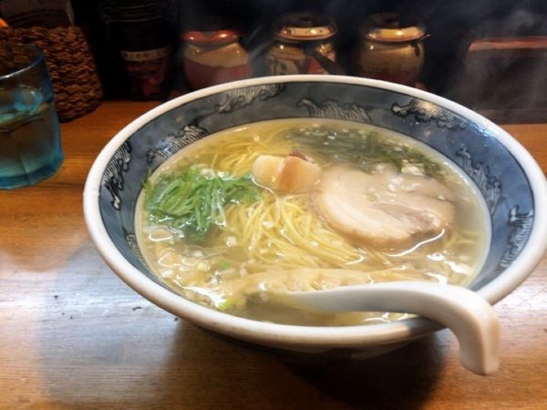 「塩らーめん」@らーめん しおの風 本店の写真