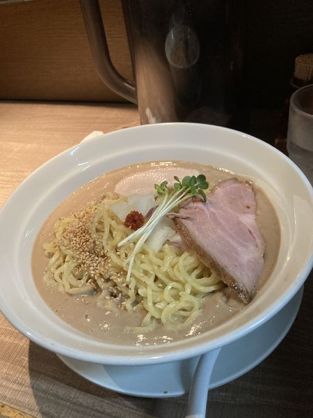 「地鶏特濃らーめん・大盛り（９６０円）」@麺家ダイナSOUL 六甲道店の写真