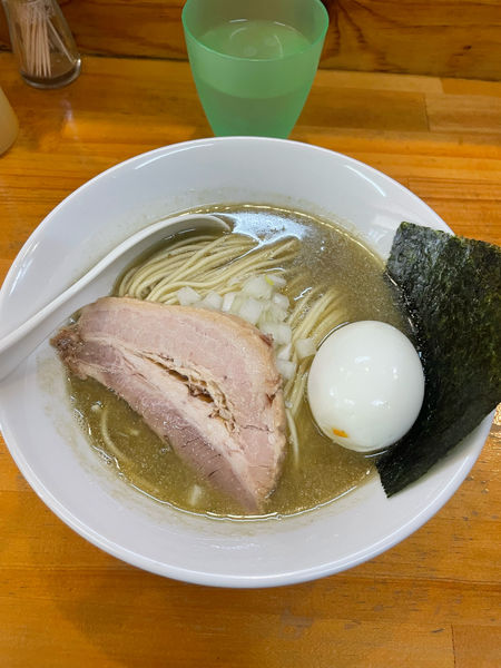 「白醤油、味玉」@煮干中華ソバ イチカワの写真