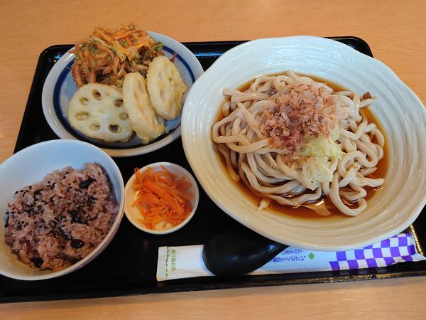 「ランチBセット700円＋れんこん天100円」@槇の写真