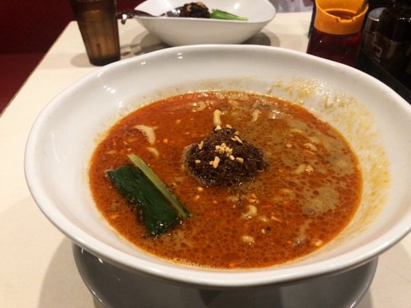 「濃厚担々麺」@登竜門の写真