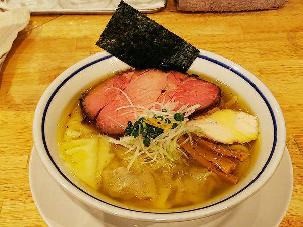 「ワンタン中華そば・塩」@手打式超多加水麺 ののくらの写真