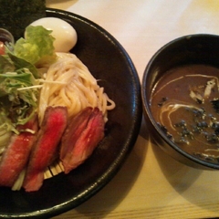 古都はピアノマンの画像