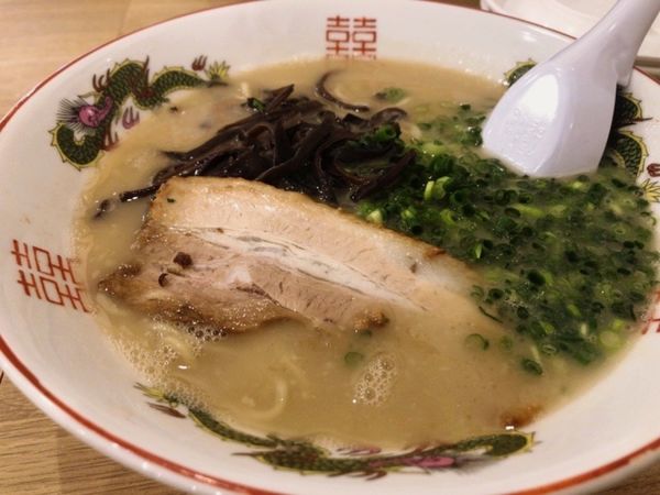 「十割ラーメン」@ぎょらん亭 西早稲田店の写真