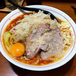 辛！にんにくらーめん