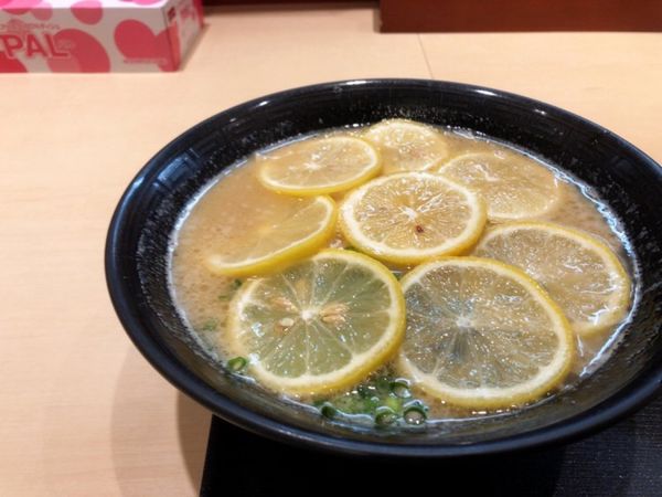 「レモンそば」@鶏そば壽の写真