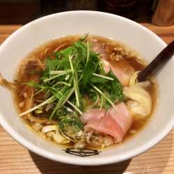 らーめん八房 神田本店