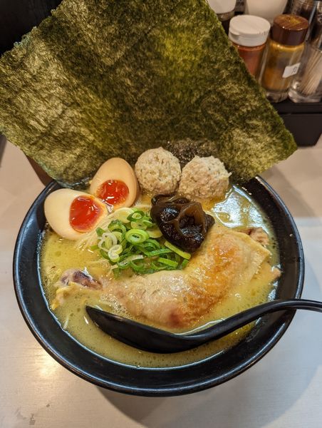 「鶏王ラーメンスペシャル」@鶏王けいすけ 秋葉原店の写真