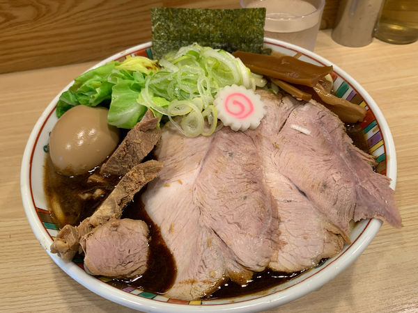 「六等星こってりDX大盛り」@麺や 六等星の写真