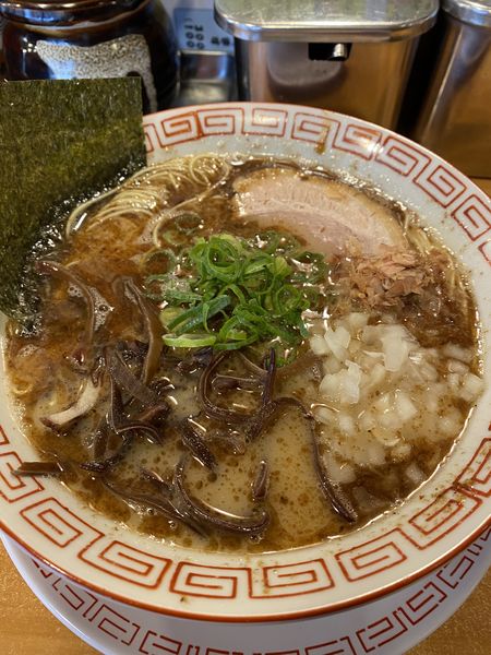 「魚介豚骨らーめん」@博多長浜らーめん 六角堂 橋本店の写真