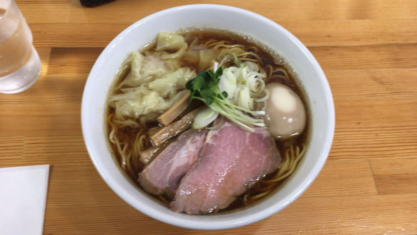 「特製中華そば880円　大盛150円」@中華そば こてつの写真