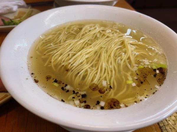 「はまぐりの中華そば(塩)」@麺酒処 ふくろうの写真