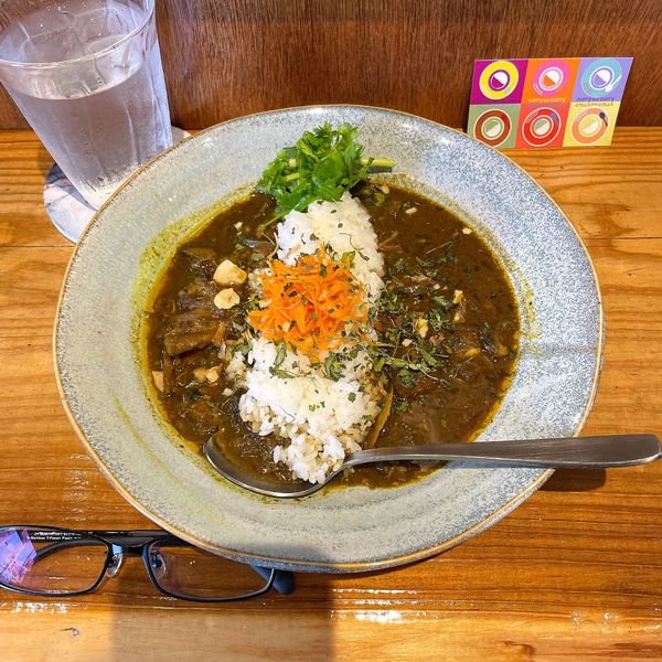 「2種のあいがけカレー」@curry but curryの写真