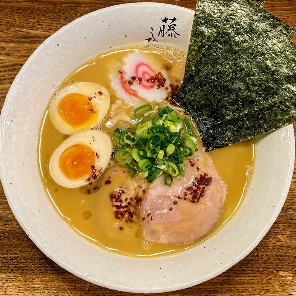 「鶏白湯特製ラーメン ¥980」@麺屋 藤しろ 目黒店の写真