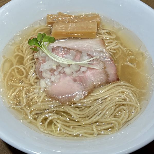 「蛤の塩らぁ麺」@RAMEN and TSUKEMEN Number.6の写真