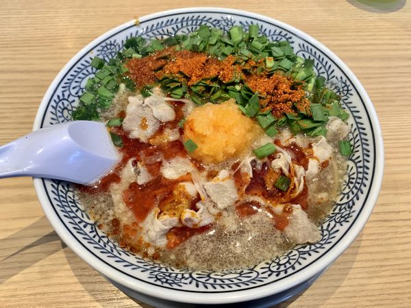 「熟成醤油辛肉そば」@丸源ラーメン 市川大野店の写真