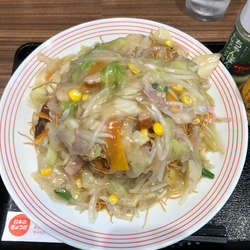 野菜たっぷり皿うどん めん2倍　940円