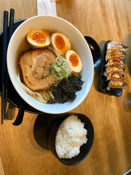 「あっさり飛魚だしラーメン」@無添加ラーメン専門 だしと麺の写真