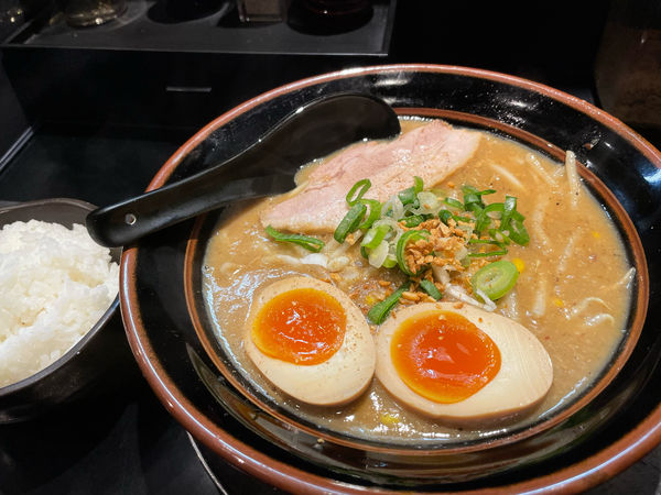 「豚骨味噌ラーメン」@豚骨味噌ラーメン じゃぐら 野方本店の写真