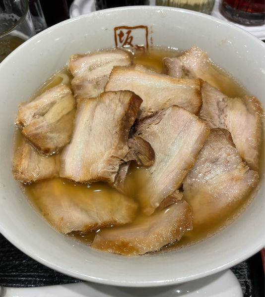 「焼豚ラーメン+ライス(普通)」@喜多方ラーメン 坂内 調布店の写真