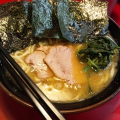 家系ラーメン 王道の画像
