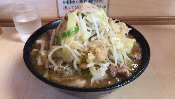 「みそラーメン　￥800　豚増し　￥100」@ラーメン二郎 京成大久保店の写真