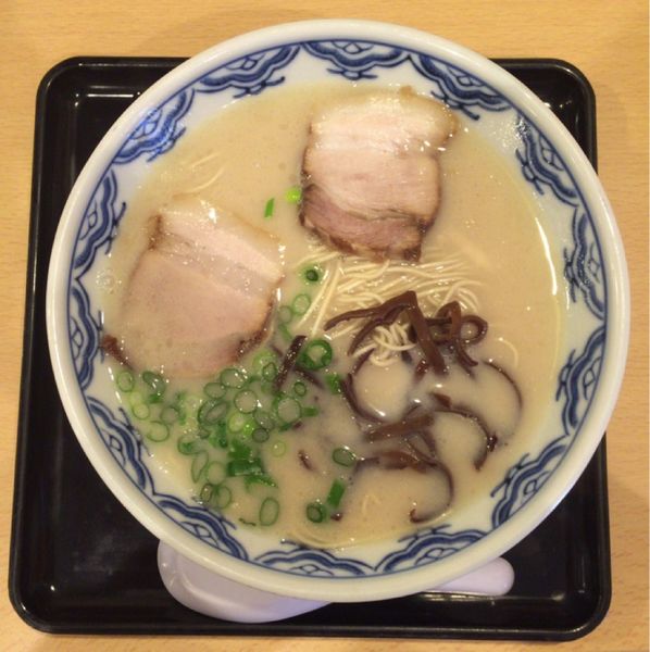 「博多ラーメン」@由丸 九段下店の写真