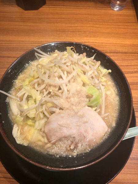 「脂ラーメン」@横浜家系ラーメン 壱角家 田町店の写真