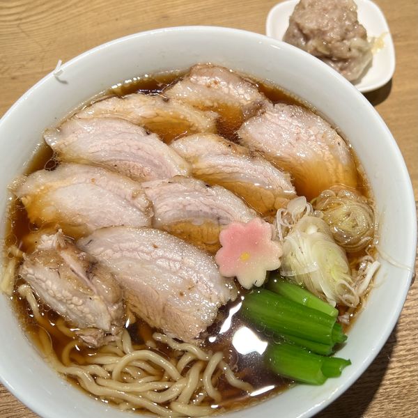 「チャーシューメン＋しゅうまい（１ケ）」@TSUKI to SHUMAI（ツキとシュウマイ）の写真