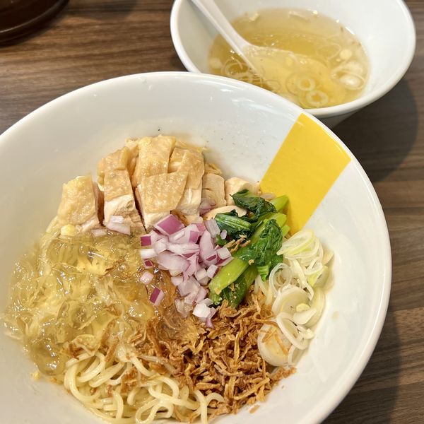 「【夏季限定】冷たい油そば」@塩生姜らー麺専門店 MANNISH 神田西口店の写真