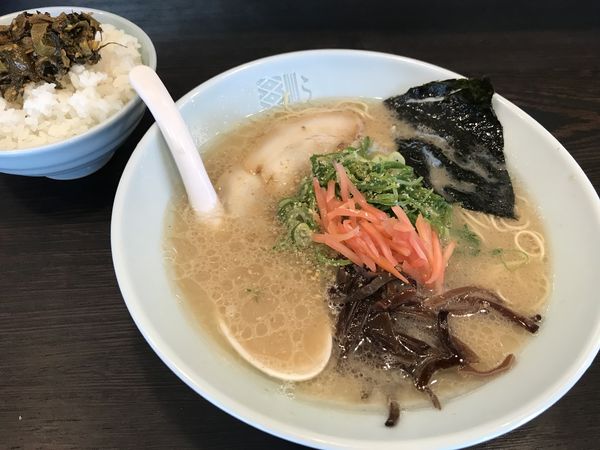 「ラーメン ¥650 & 平日限定サービスライス」@博多濃麻呂 二子玉川店の写真