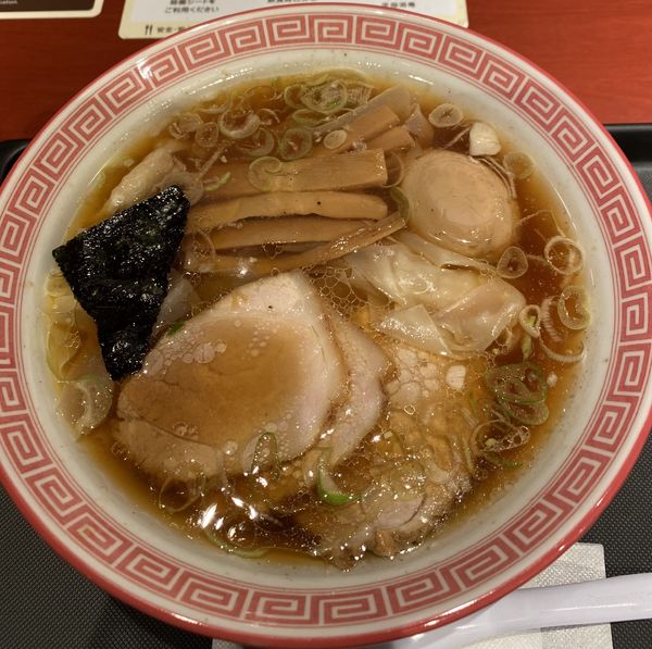 「特製中華そば　１３８０円」@荻窪中華そば 春木屋 ラゾーナ川崎店の写真