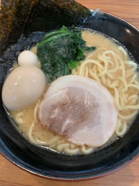 「味玉ラーメン（810円）」@横浜家系ラーメン 壱角家 国分寺店の写真