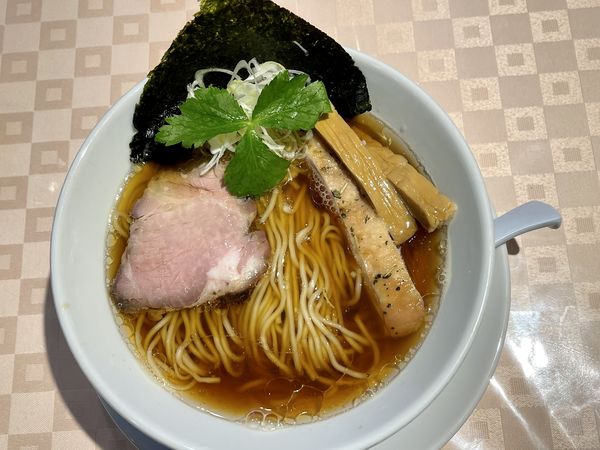 「【限定】あご出汁醤油そば」@らぁ麺 蒼空の写真