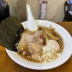 特製醤油ラーメン