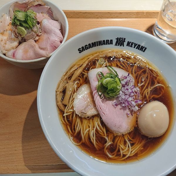 「味玉醤油1020円、まかない丼300円」@Sagamihara 欅の写真