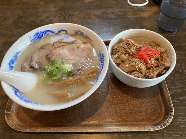 「ラーメン」@三代目 鳥よしの写真