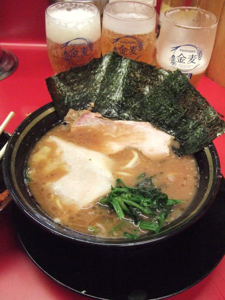 「ラーメン750円硬薄」@柏 王道家の写真