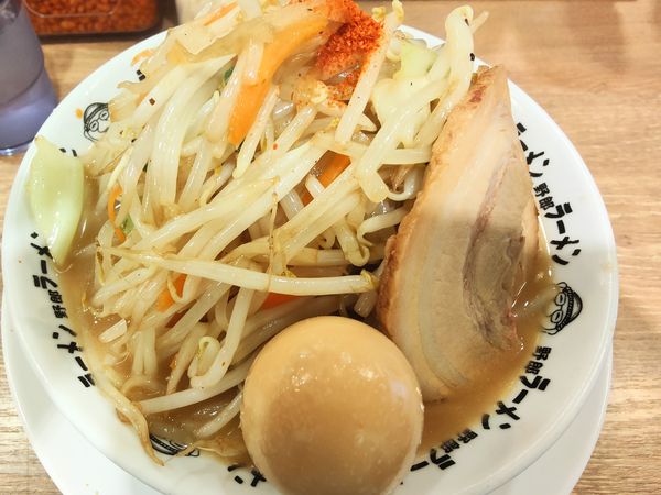 「豚骨味玉野郎」@野郎ラーメン 高田馬場店の写真