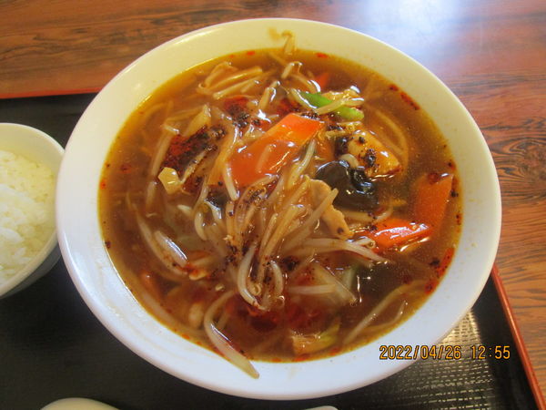 「ピリ辛もやしラーメン 800円」@美華の写真