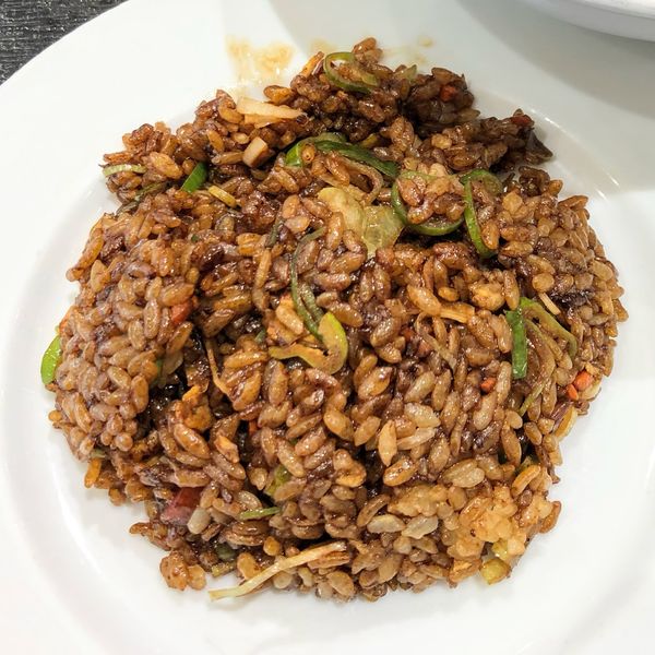 「タンタン麺セット810円＋黒炒飯150円」@三国志の写真