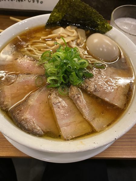 「中華そば大盛り玉子チャーシュー」@R+の写真